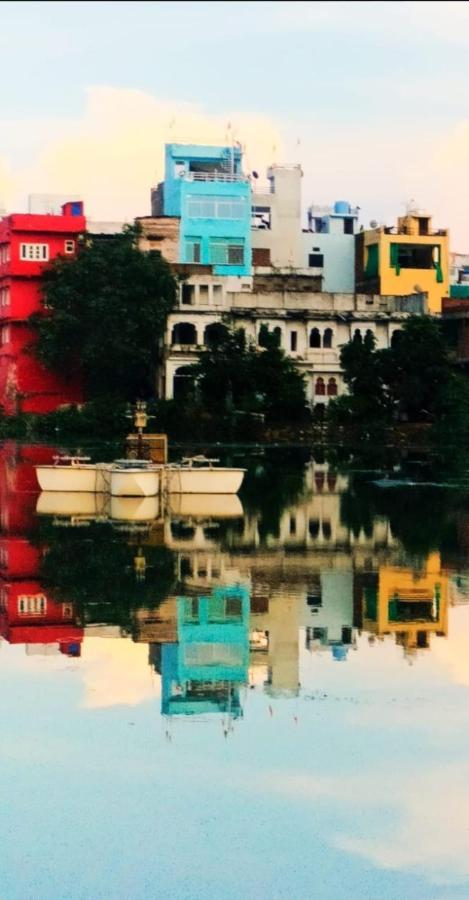 Antariksh Hotell Udaipur Exteriör bild