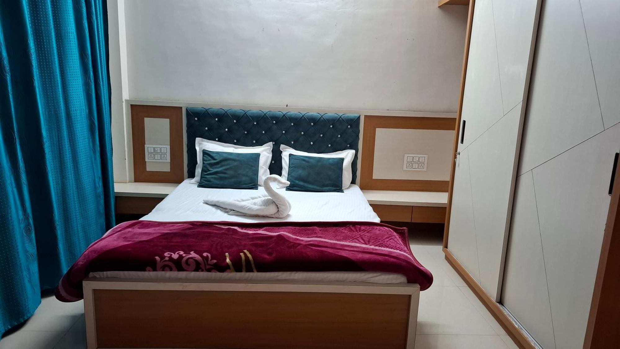 Antariksh Hotell Udaipur Exteriör bild